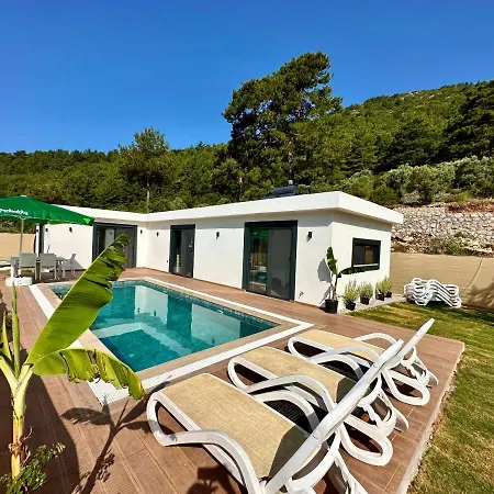 Sapphire Villa *